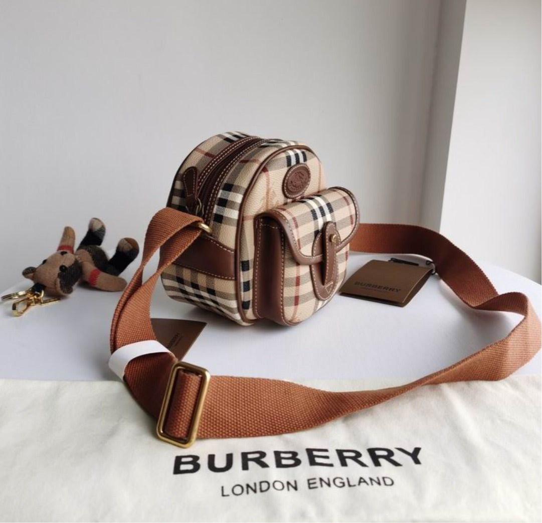 Burberry saddle bag