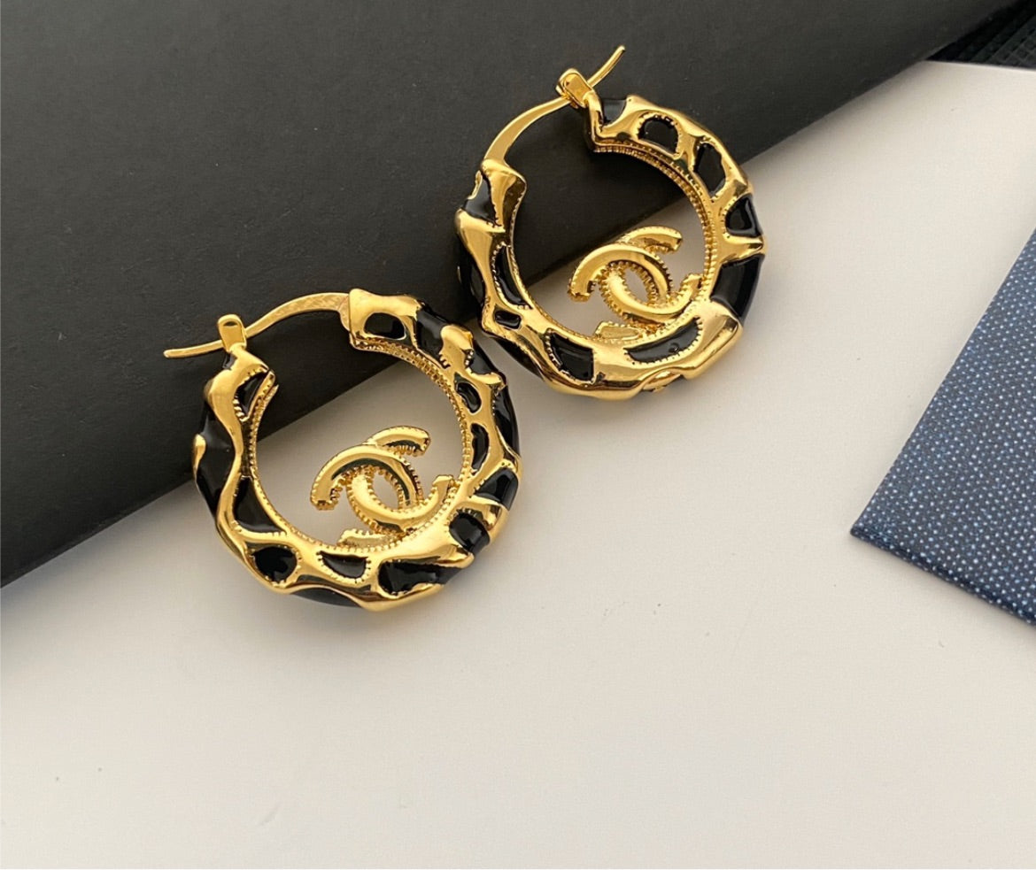 Gold/black Chanel earring