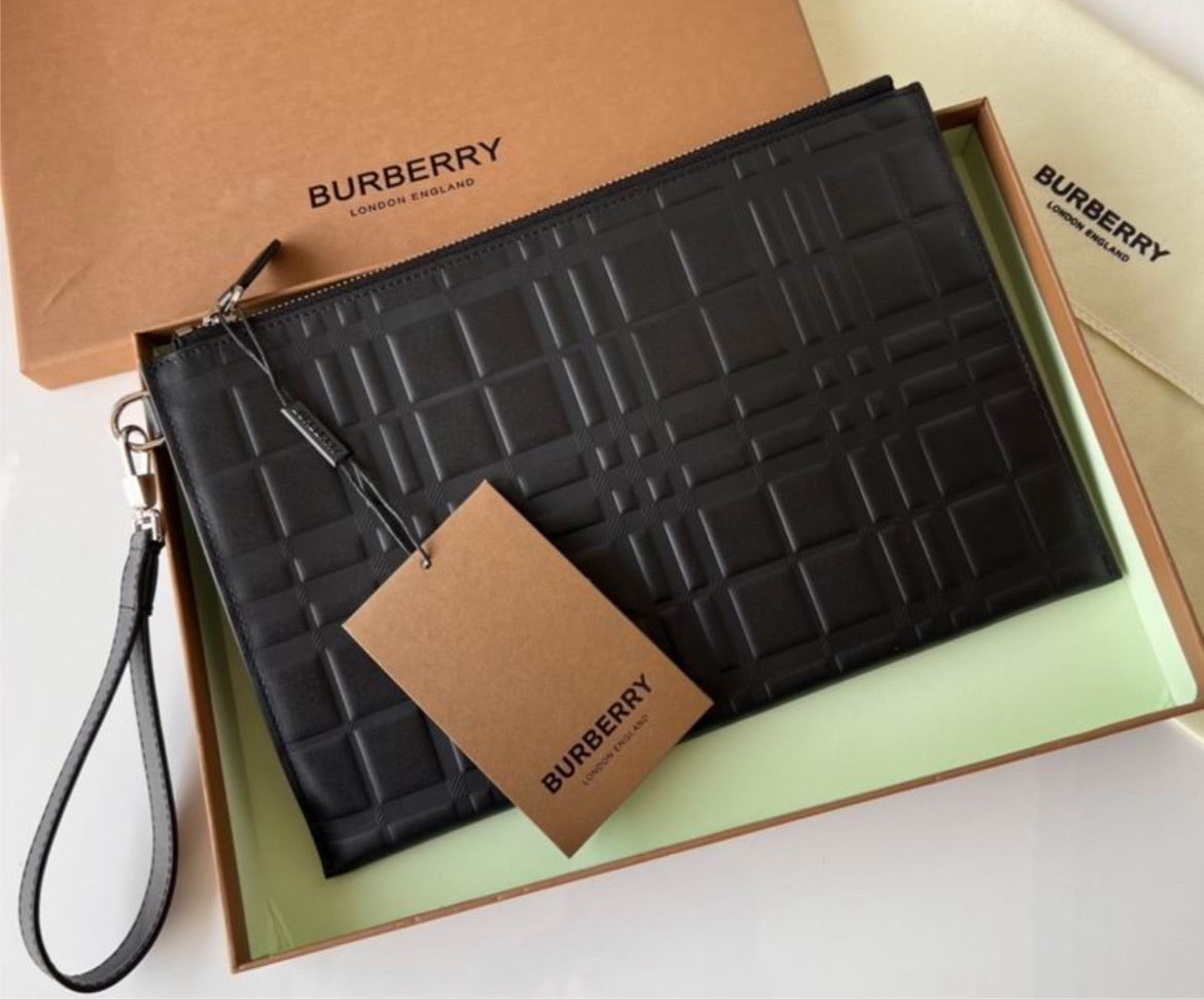 New Burberry wrist bag/wallet