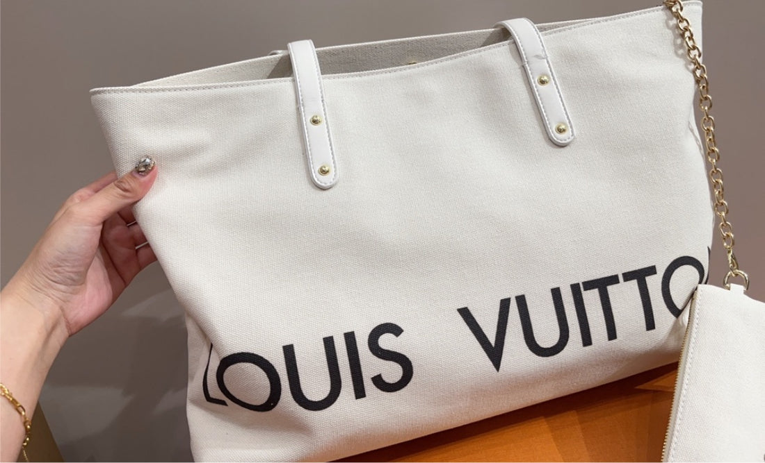 Louis V woman shoulder bag