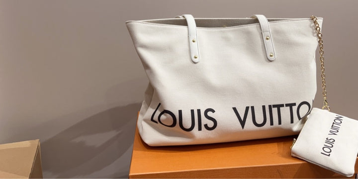 Louis V woman shoulder bag