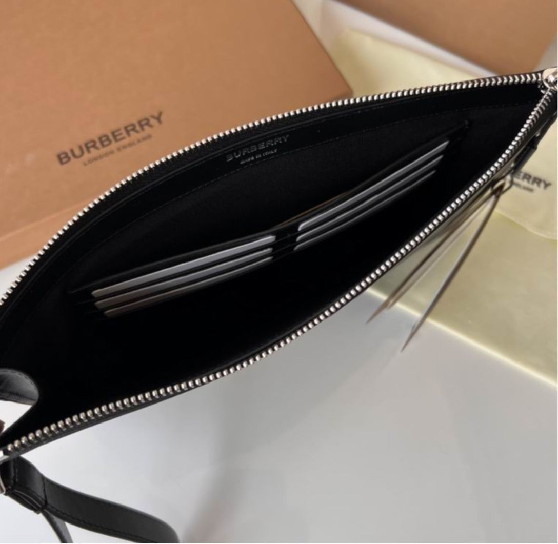 New Burberry wrist bag/wallet