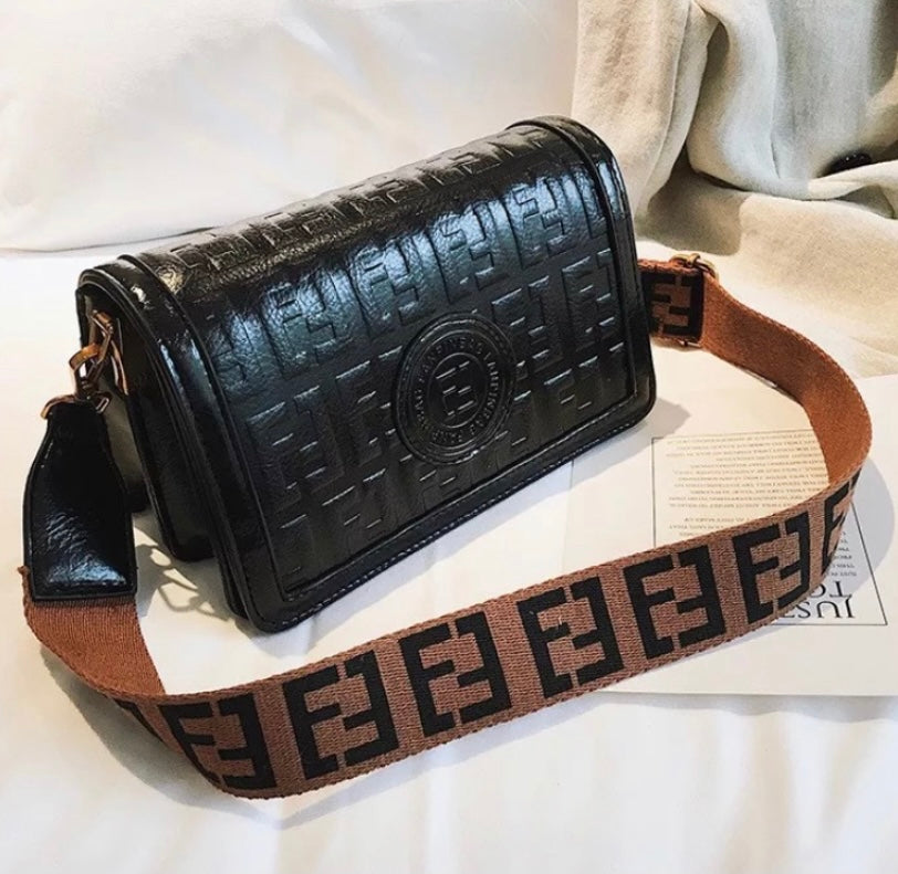 SALE! Elegant style Wholesale Ladies Wide Shoulder