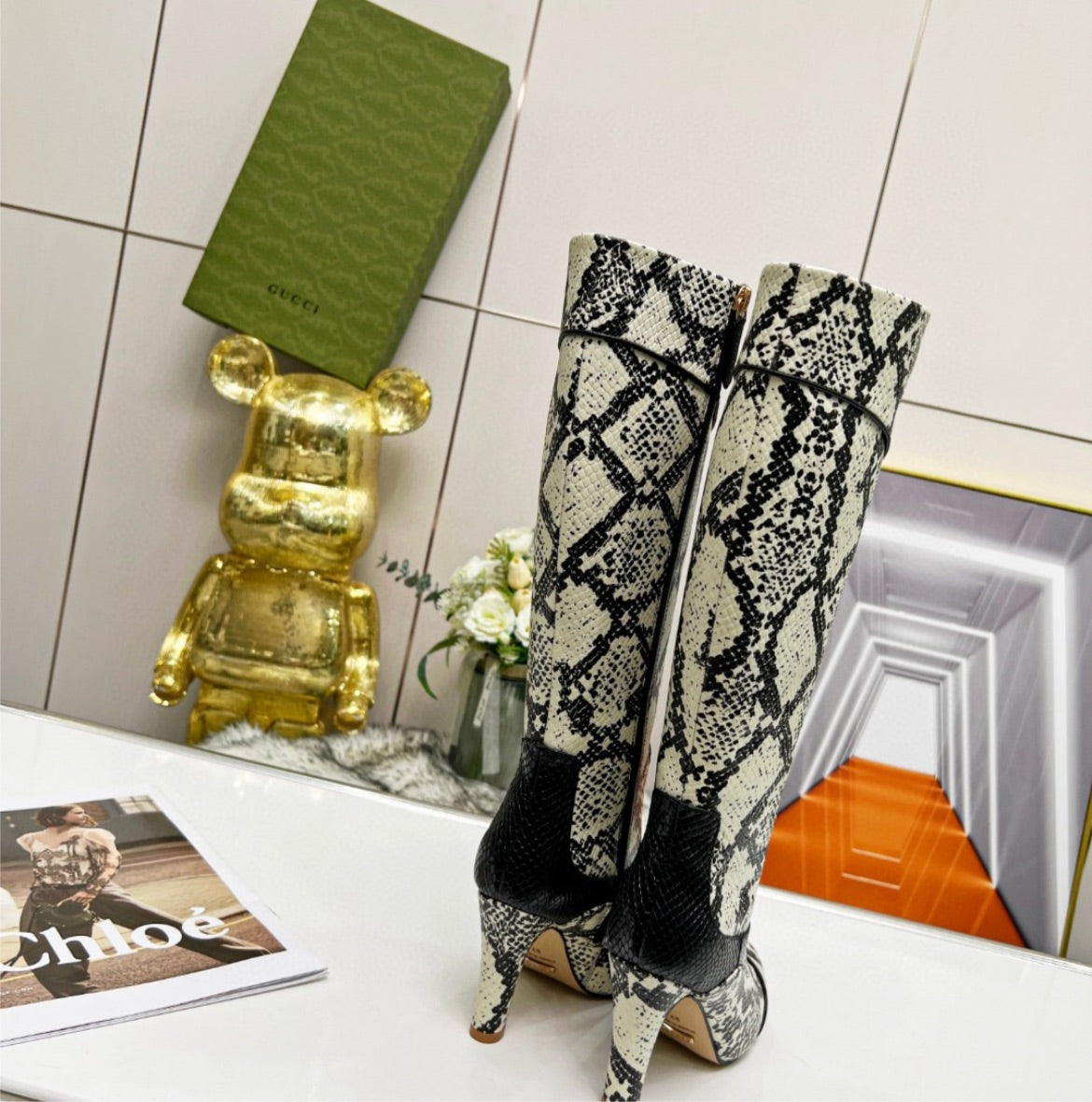 Woman New Gucci boots