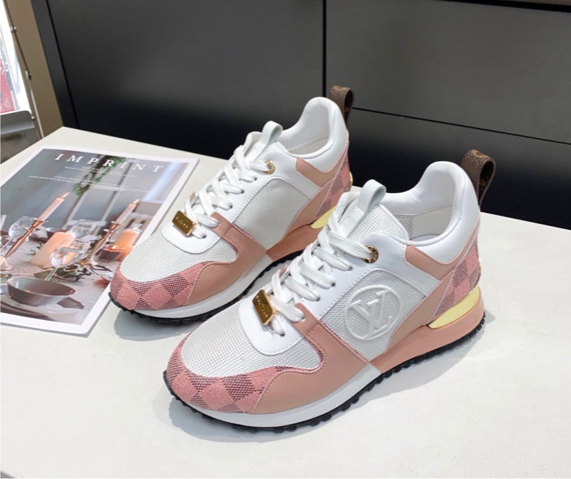 Woman LV sneakers