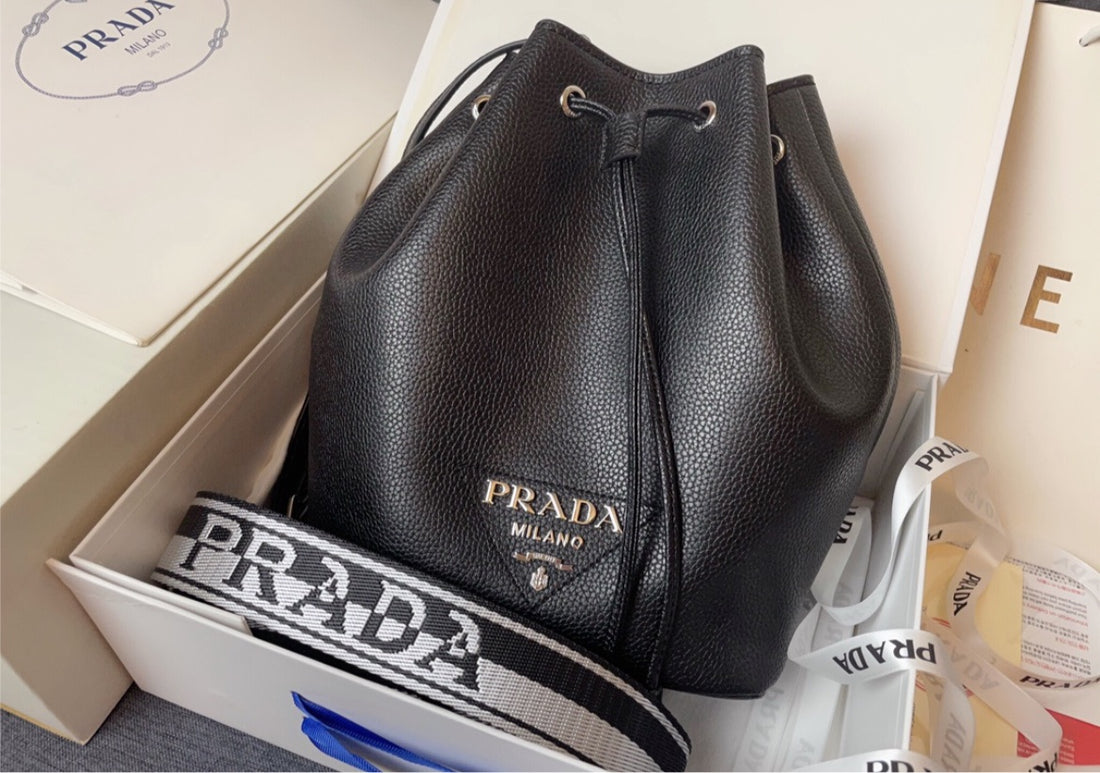 Prada woman shoulder handbag