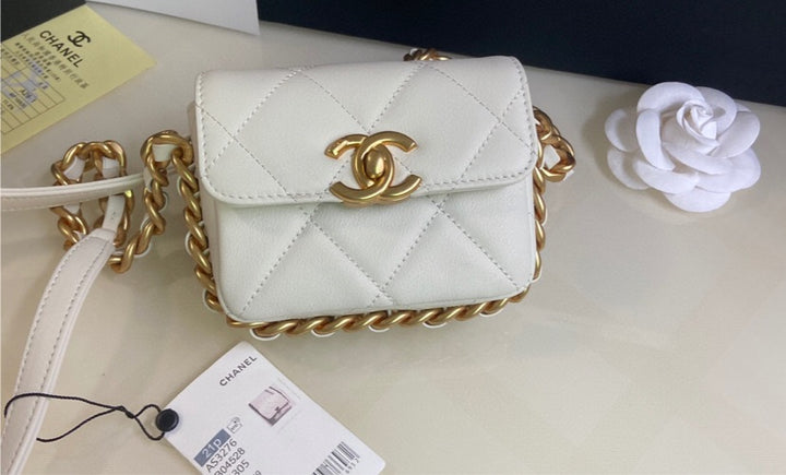 Chanel small Woman handbag