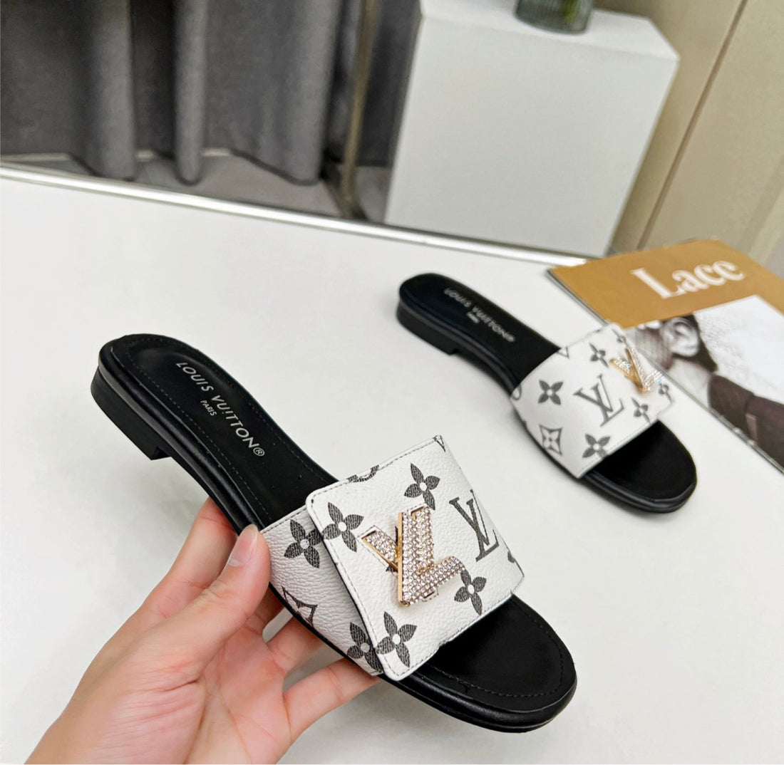 Slide in new LV sandal