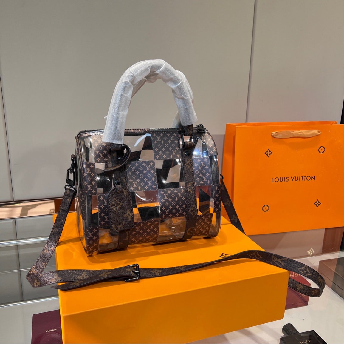 New woman Louis V handbag