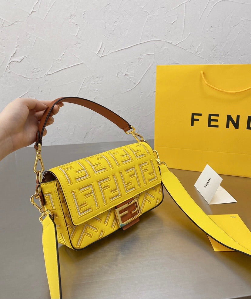Hello summer Fendi ladies handbag