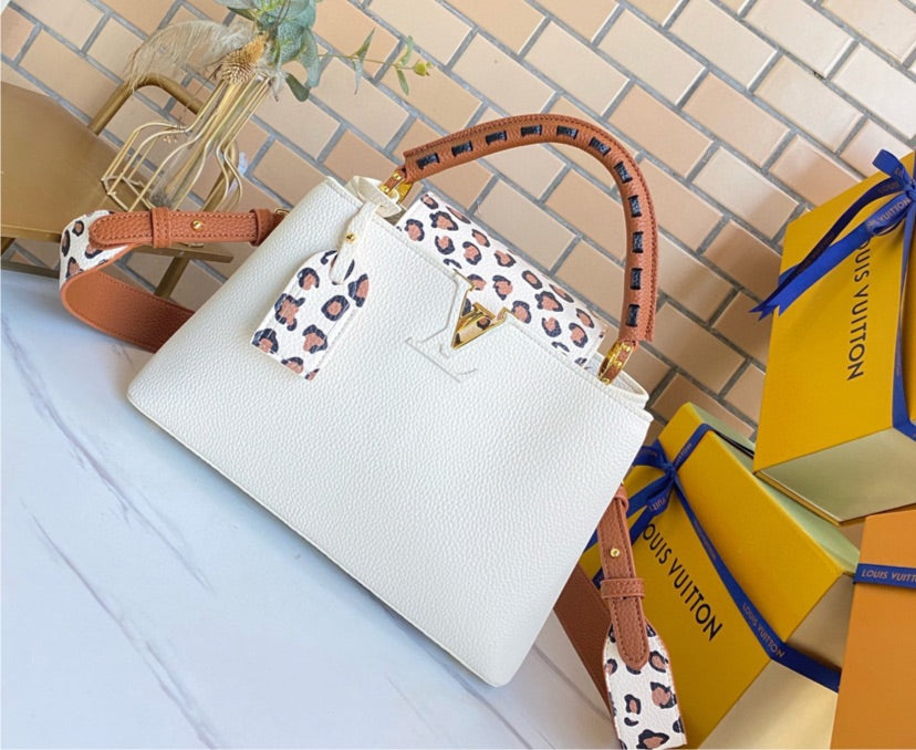 Leather LV woman handbag