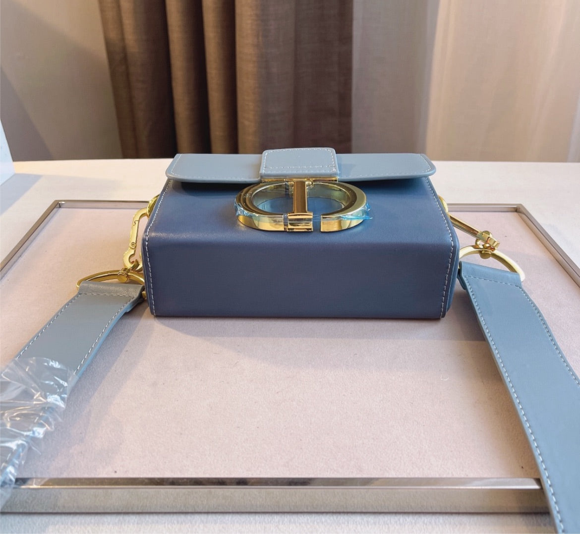 Small woman Dior crossbody