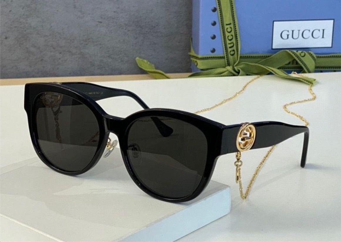 New Gucci woman Sunglasses