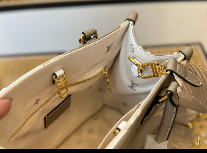 New woman LV handbag