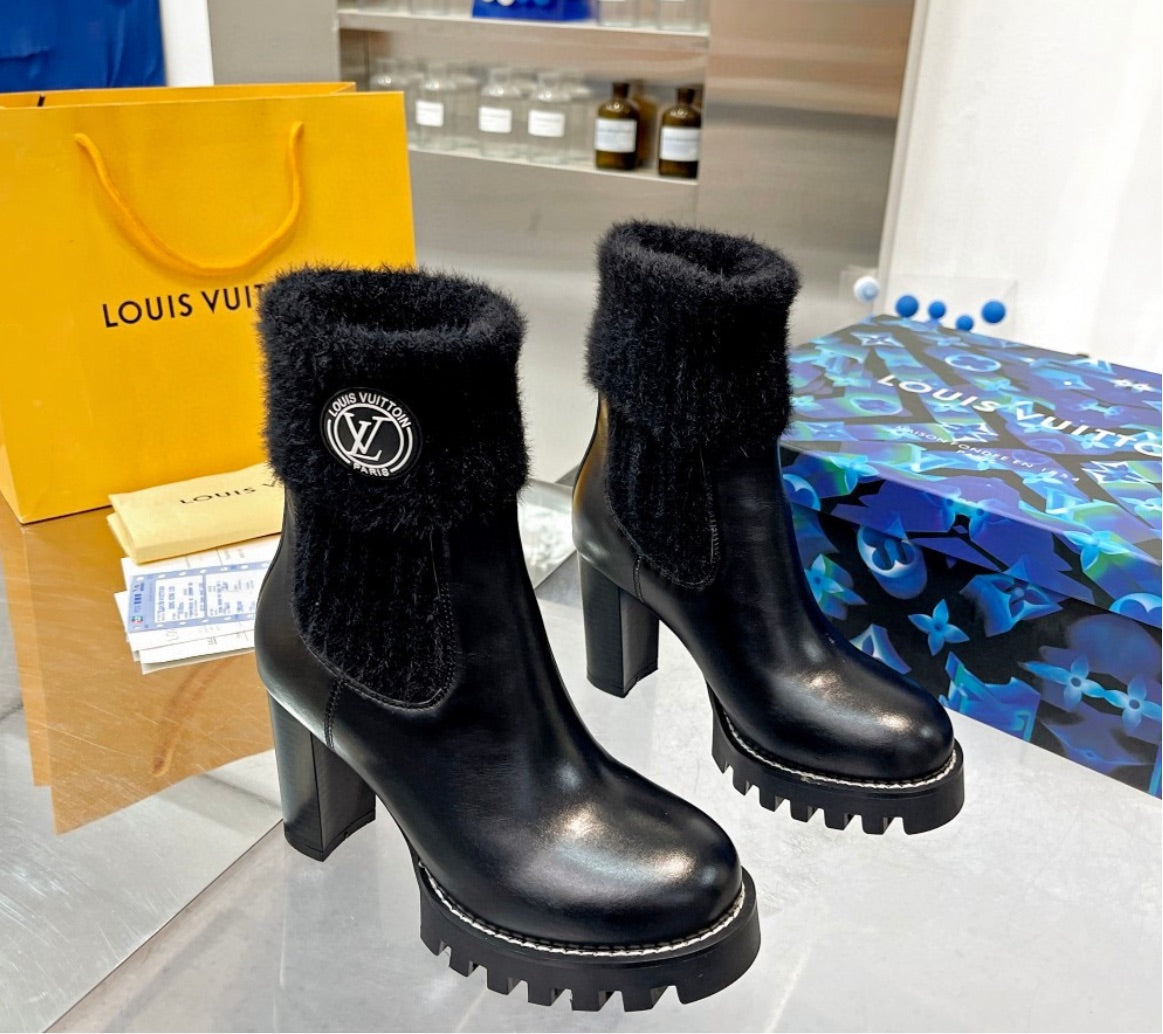 LV new black boots