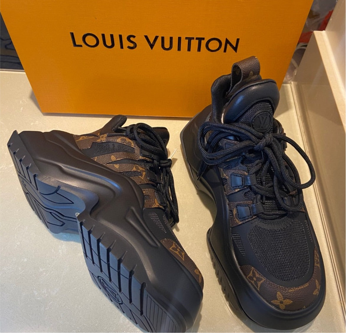 New Brown/Black LV sneaker