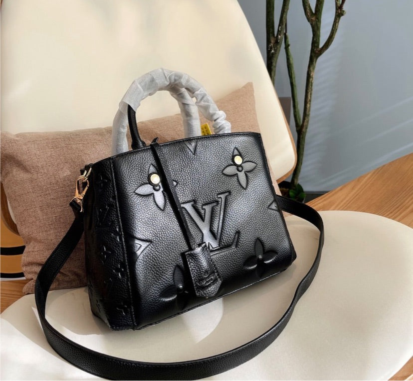 Black LV new woman Handbag