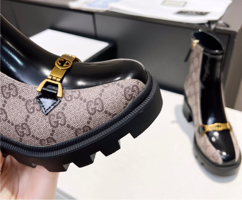 Gucci woman boots