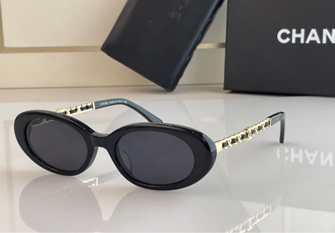 New 23 woman Chanel eyewear