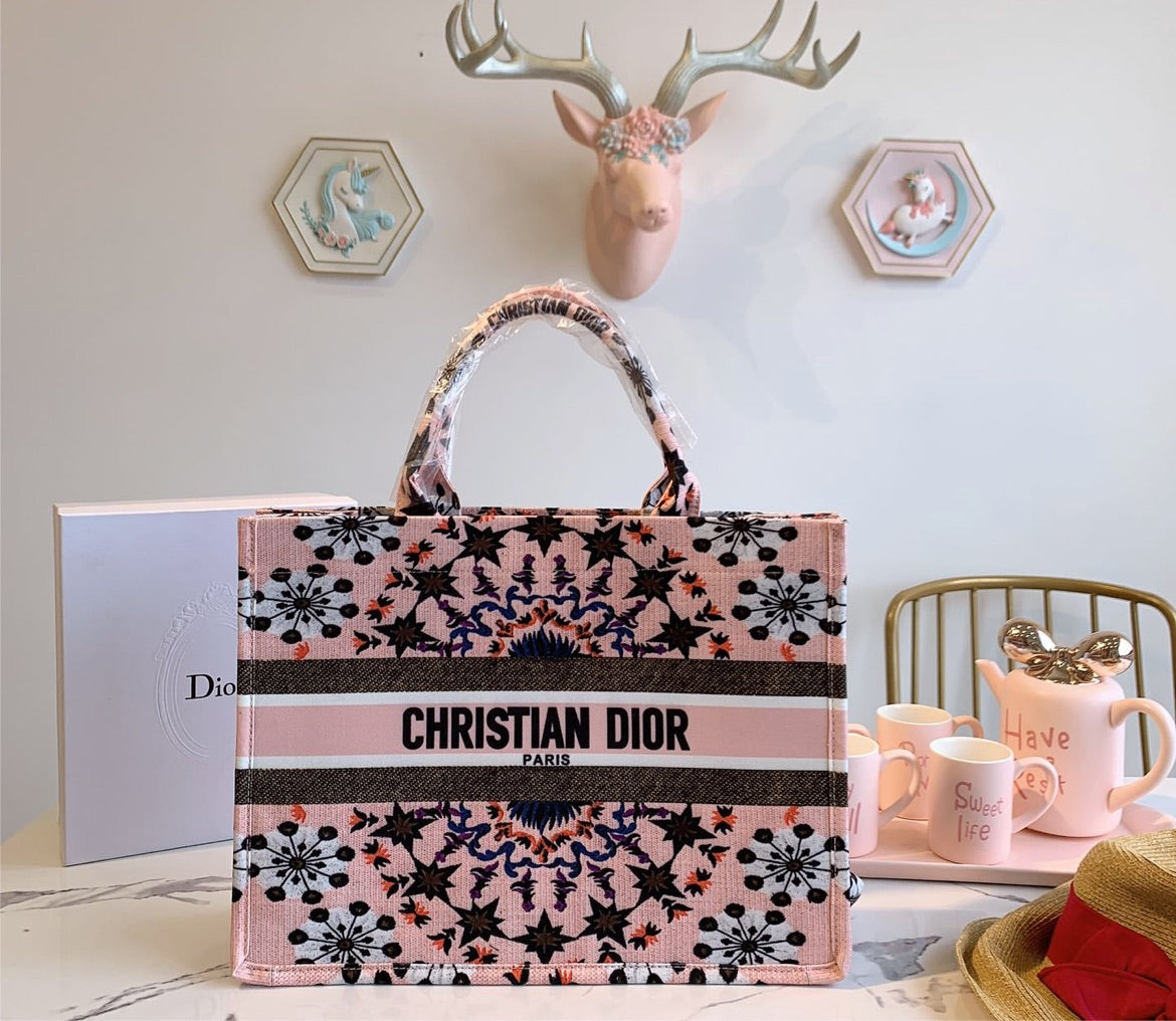 Large Woman Dior Handbag