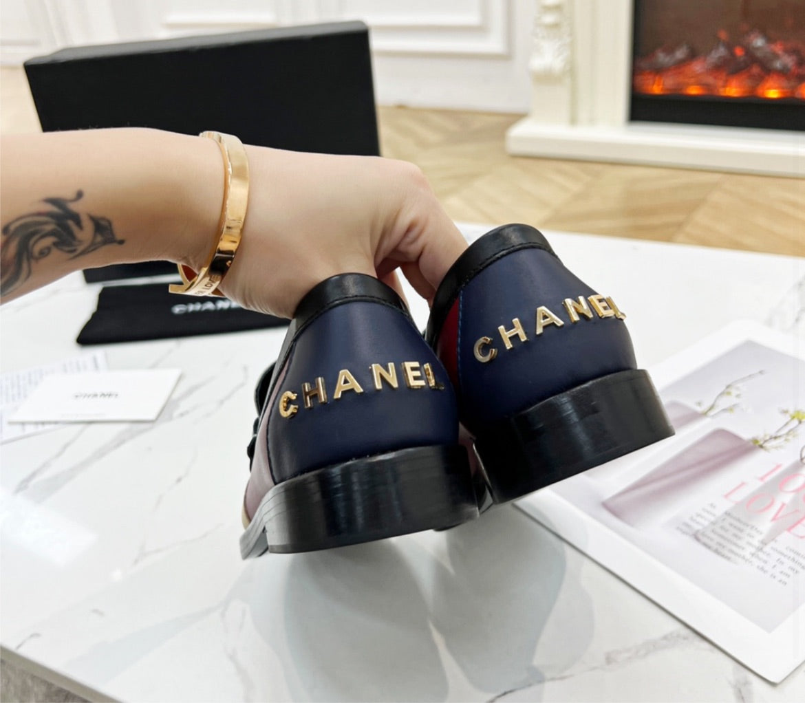 Chanel woman Flat shoes