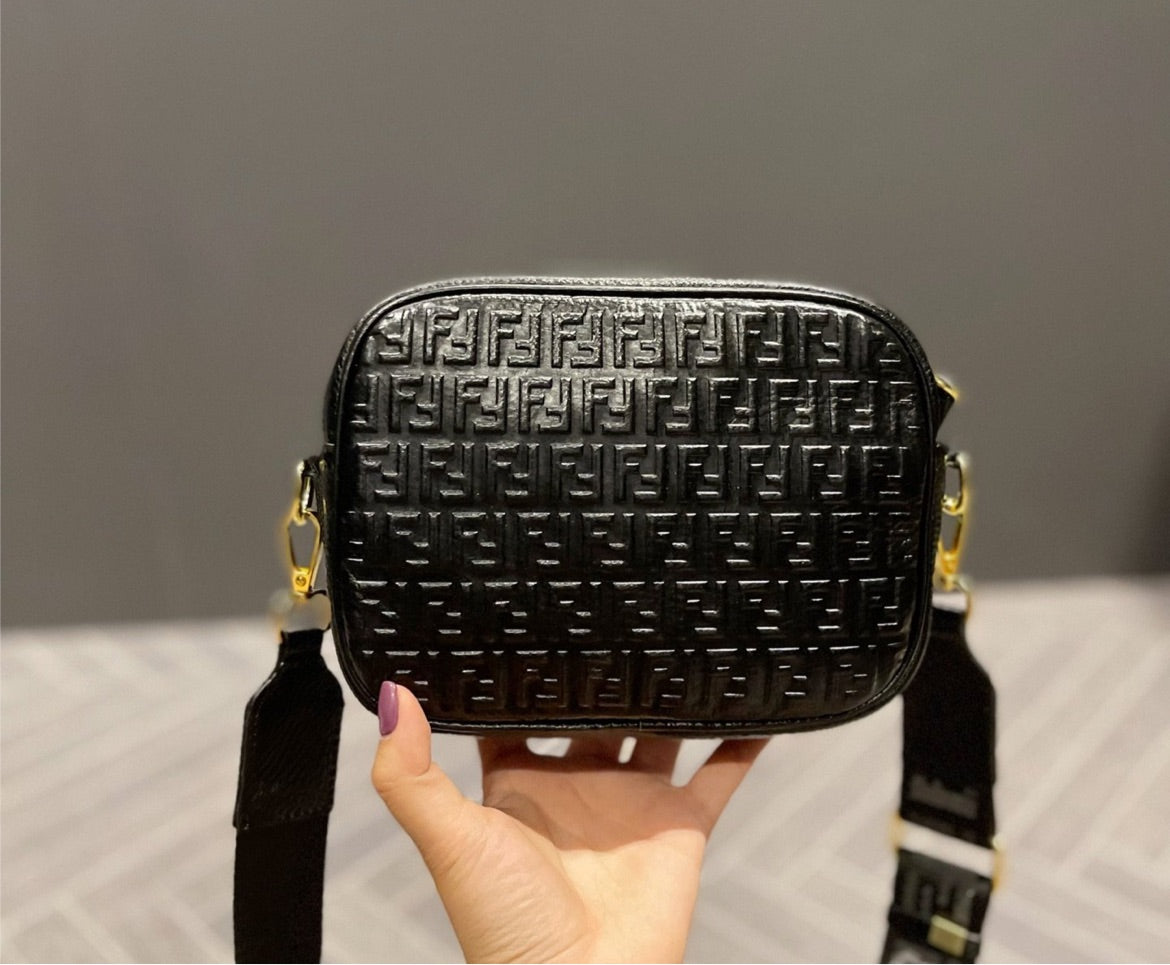 New Fendi woman crossbody
