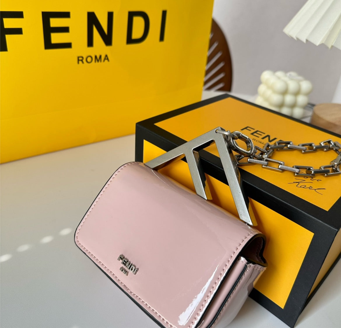 Woman New spring Fendi bag