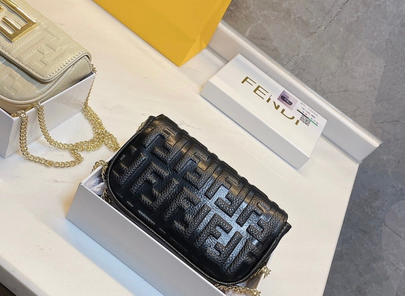 Fendi new 2021 Trendy ladies Handbag