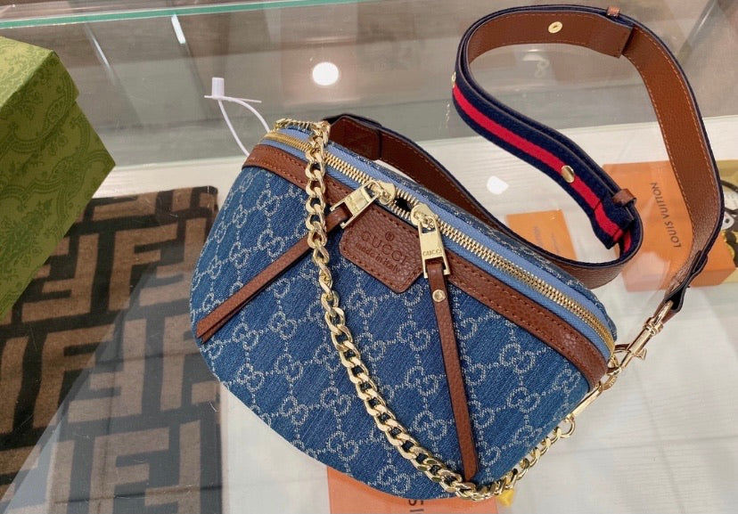 Jeans material shoulder handbag