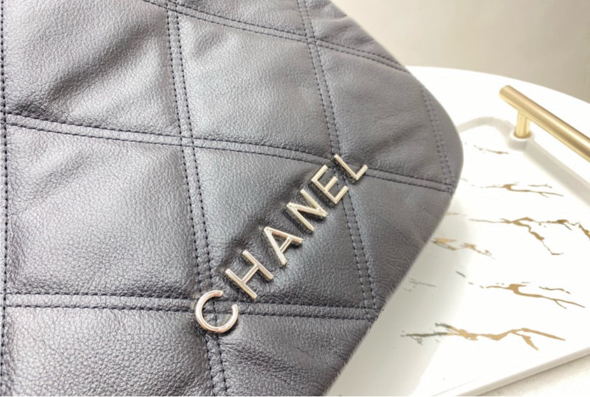Leather Chanel woman Handbag