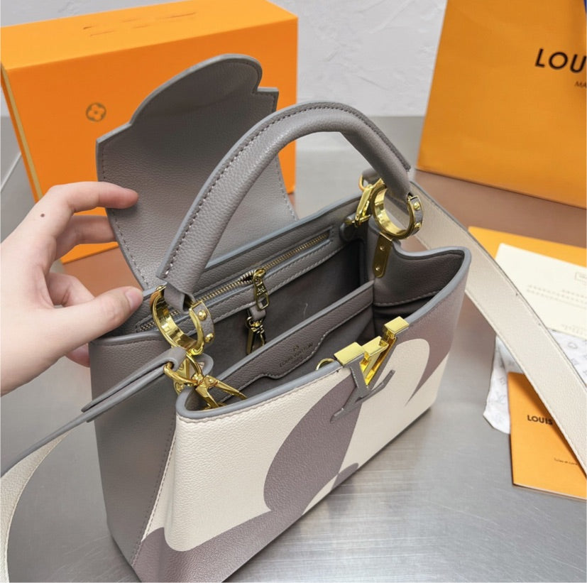 New LV woman shoulder handbag