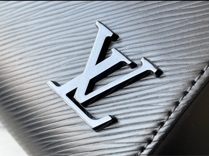 Black LV woman shoulder handbag