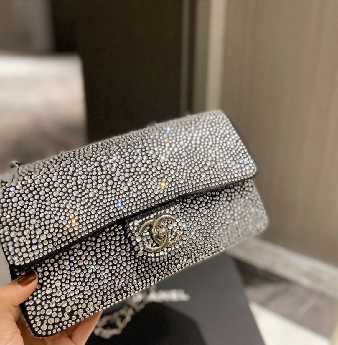 Chanel studded woman shoulder handbag