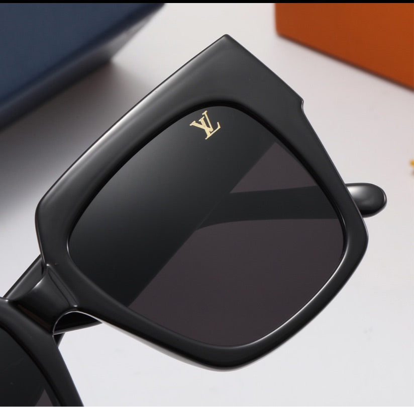 LV ladies sunglasses