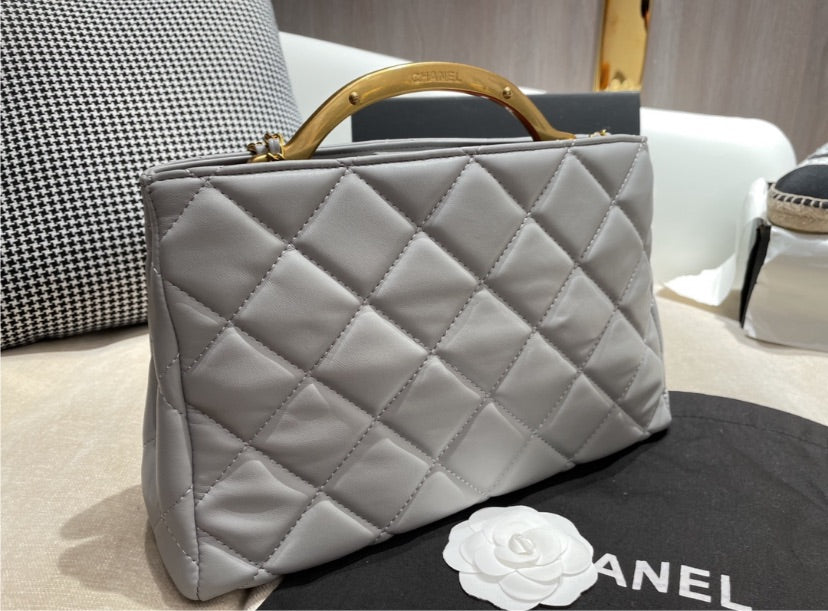 Grey leather Chanel handbag