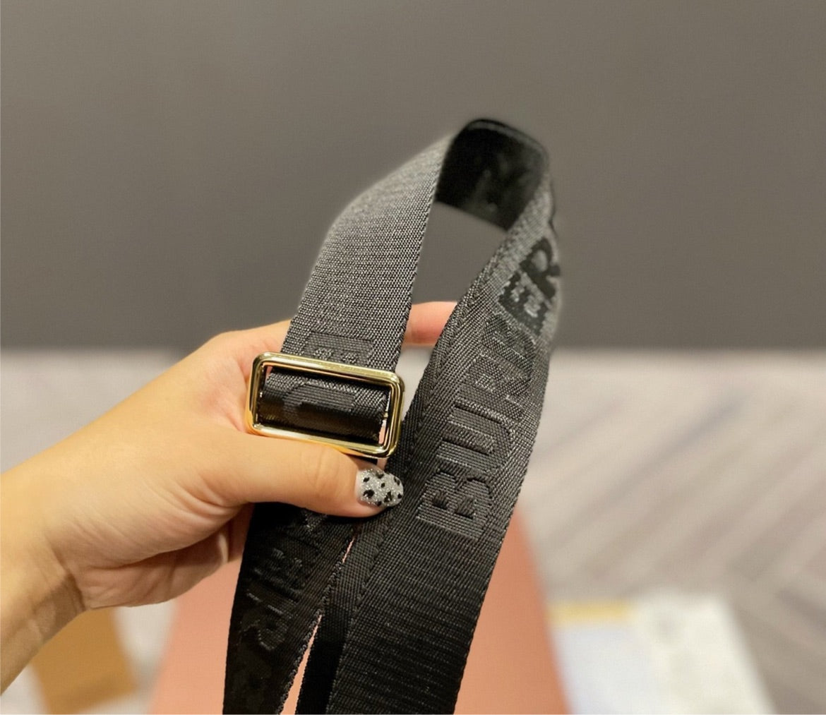 Burberry woman shoulder handbag