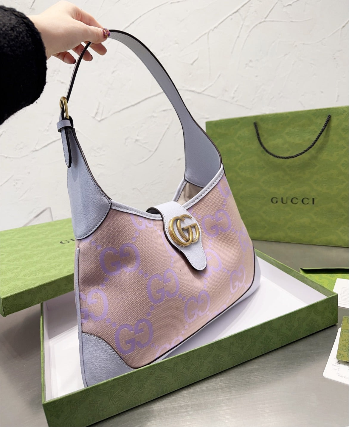 New Gucci woman shoulder bag