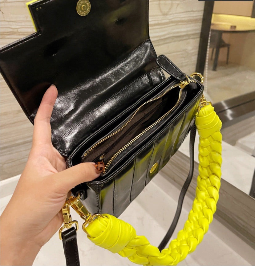 Leather Fendi Woman Handbag