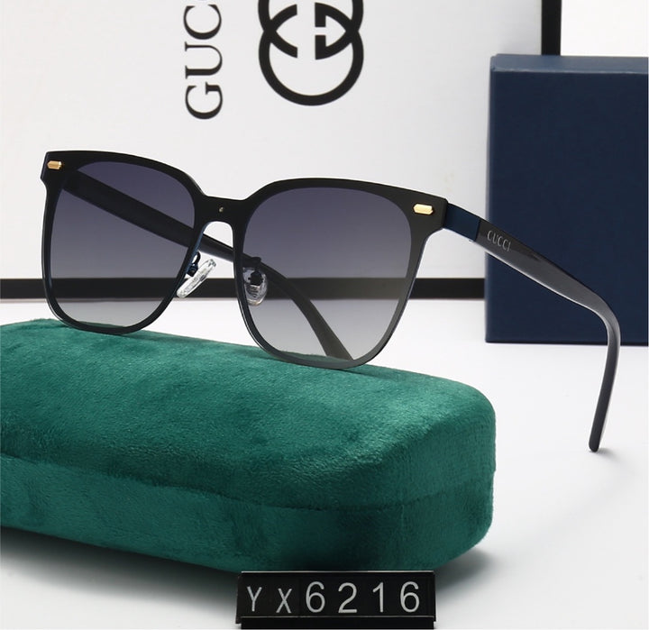 Woman Gucci new sunglasses