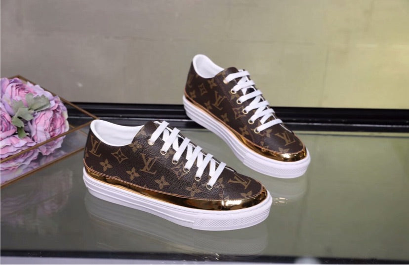 LV low sneakers