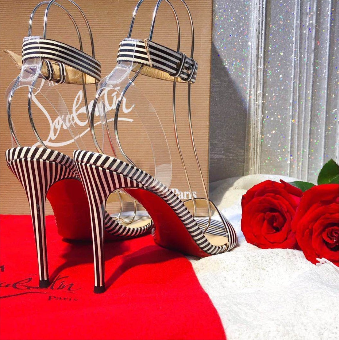 Woman red bottom heel