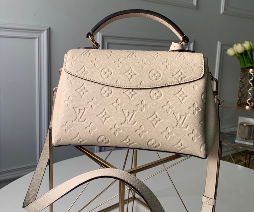 New LV woman Shoulder handbag