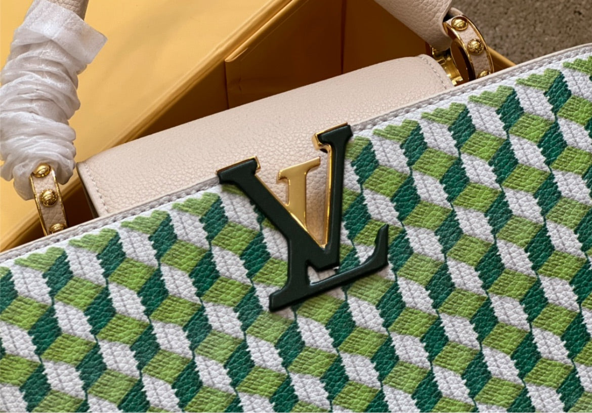 New Louis Vuitton woman handbag