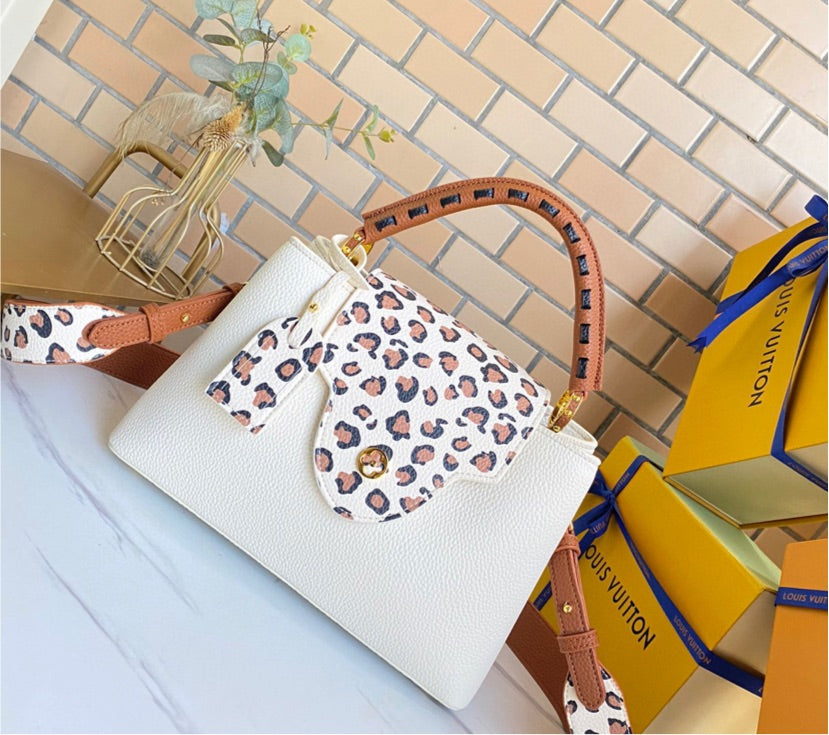 Leather LV woman handbag