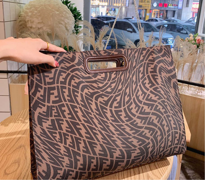 Woman new Fendi Handbag