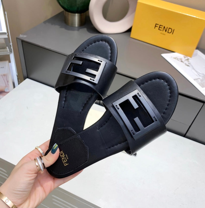 New 2021 fendi woman sandals