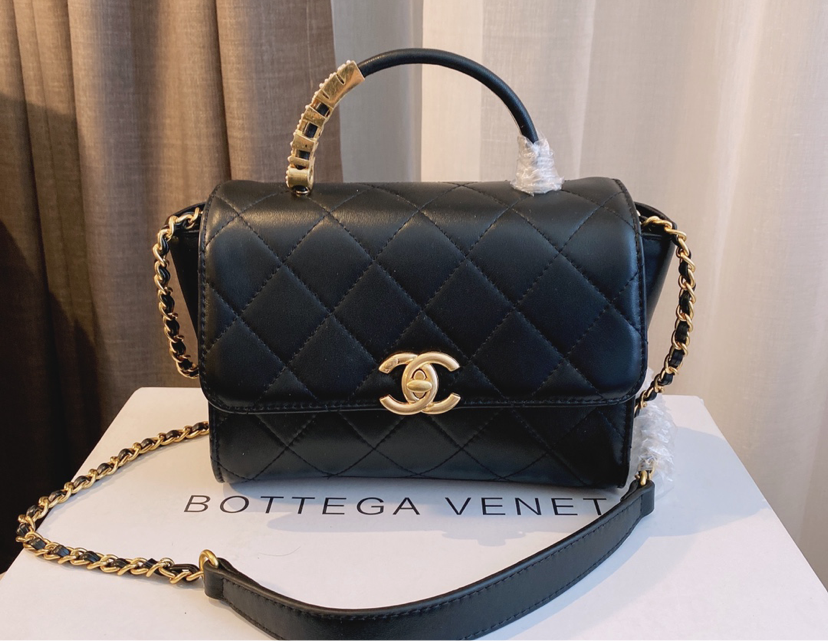 Chanel women handbag