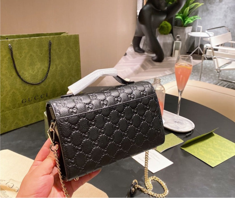 Black Gucci crossbody