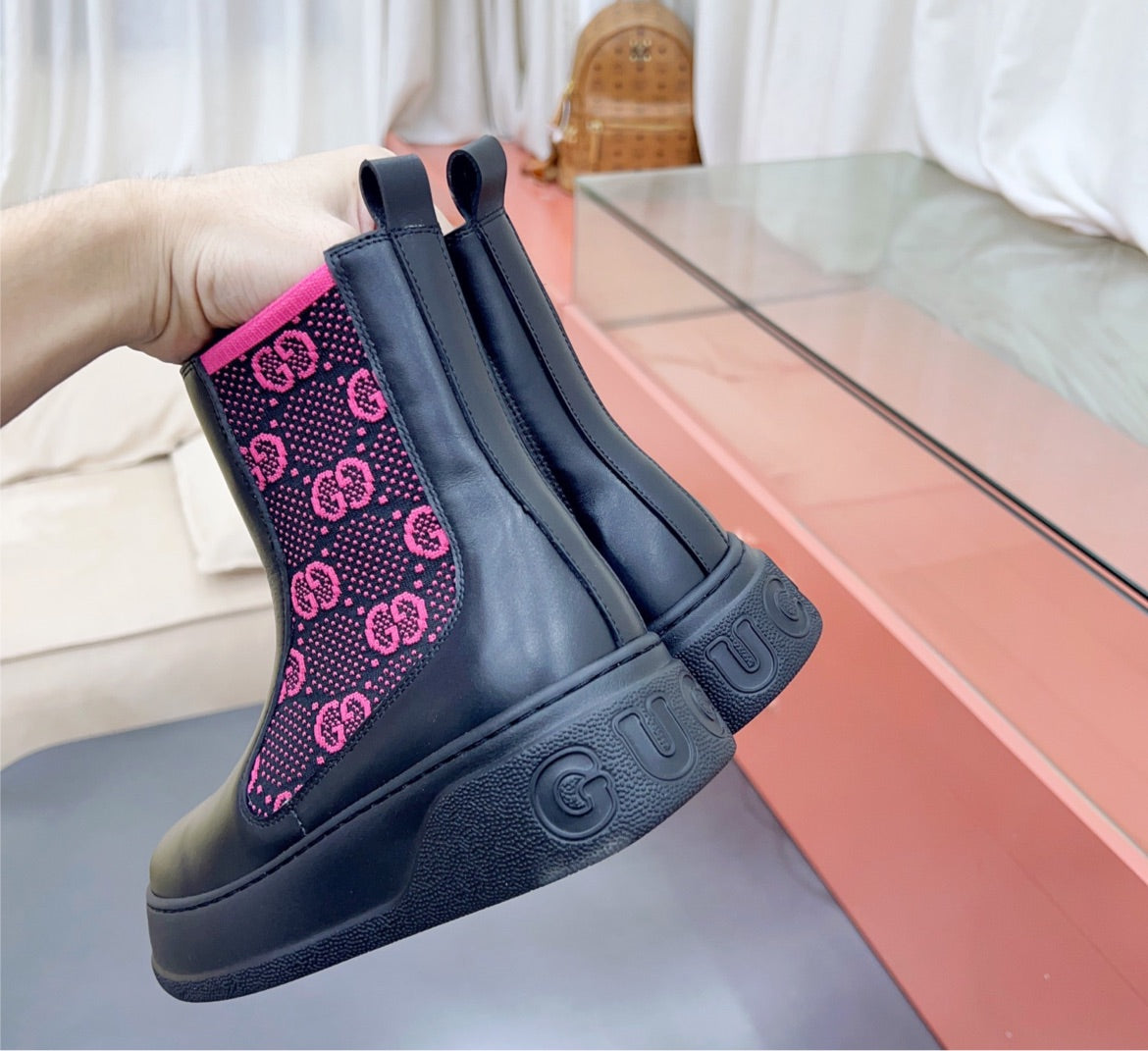 New Woman Gucci boots 22