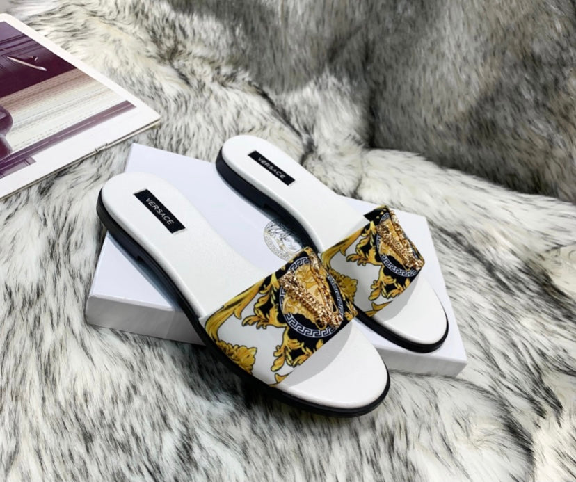 Versace woman sandal/ slides